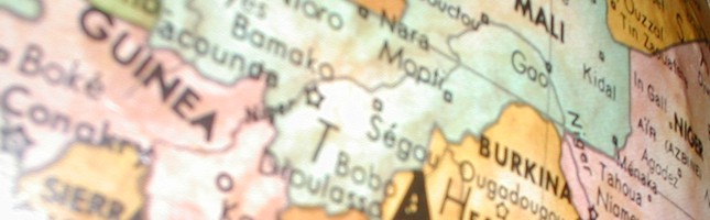 Globe detail (deviantART/meonpooj)